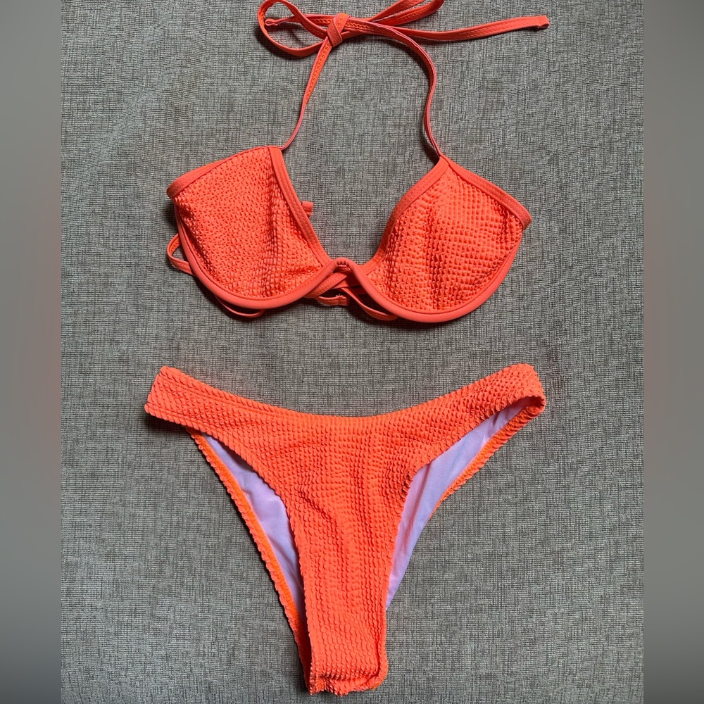 Vibrant Orange Bikini Set size small.  New from Shein